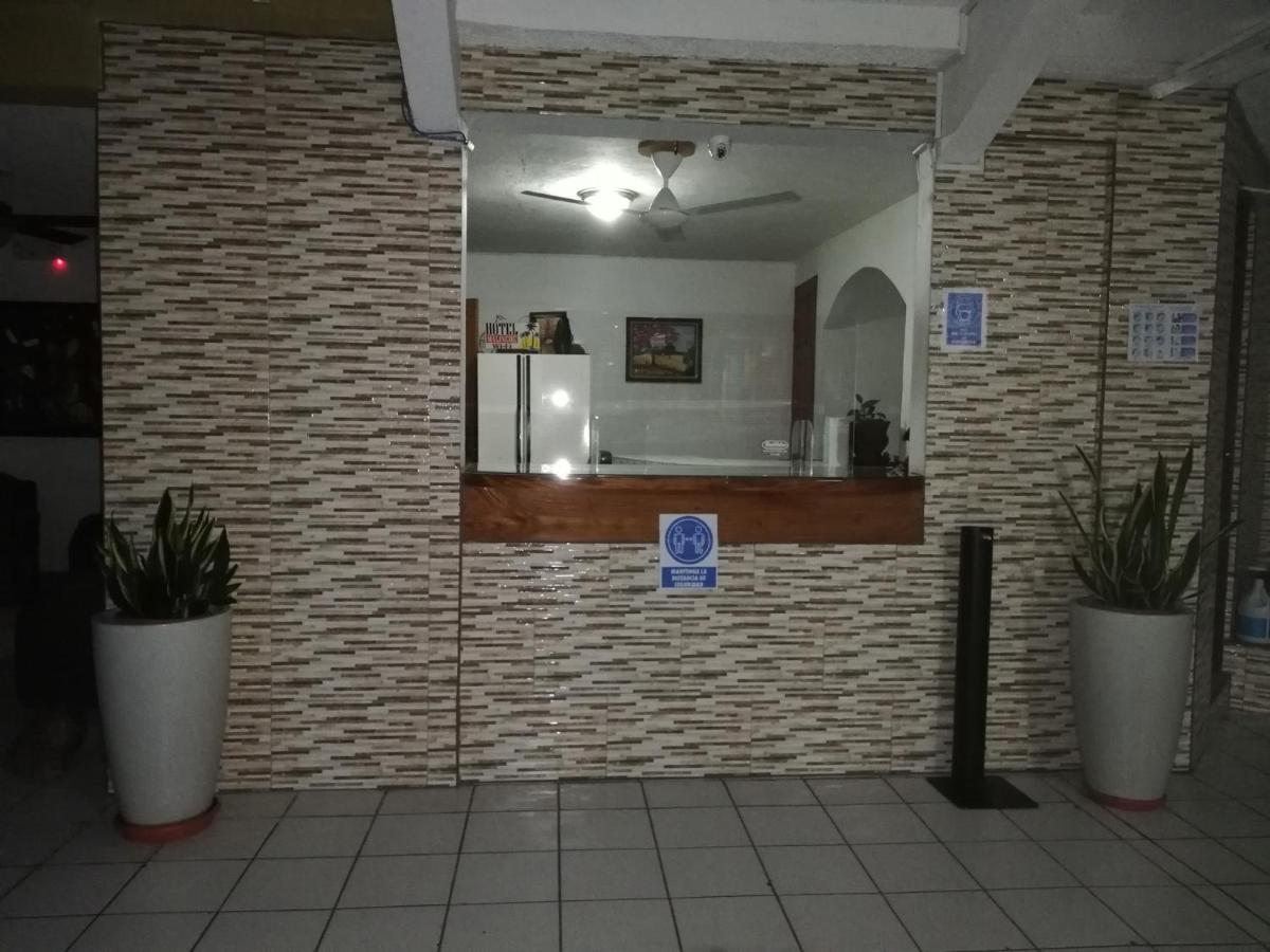 Hotel Malinche เกโปส ภายนอก รูปภาพ