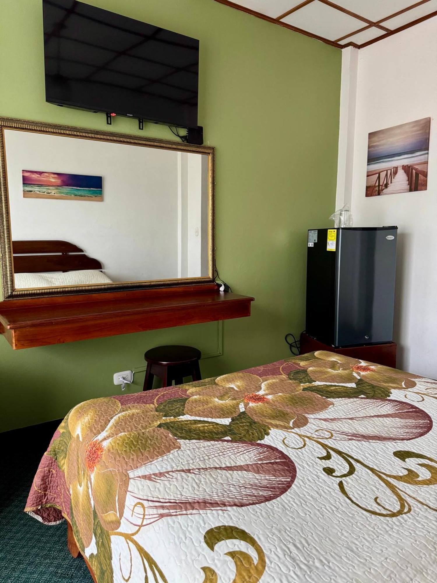 Hotel Malinche เกโปส ภายนอก รูปภาพ