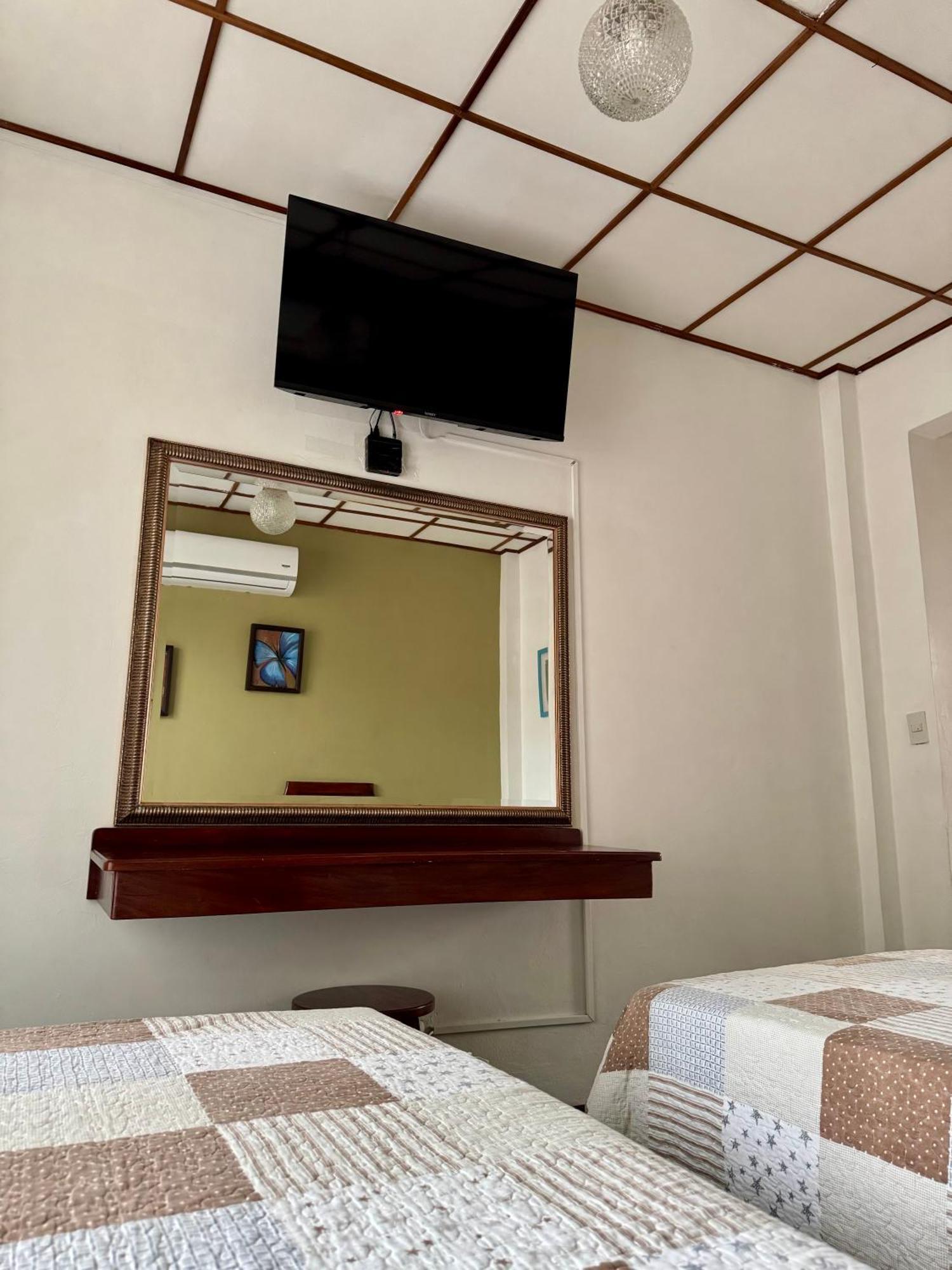 Hotel Malinche เกโปส ภายนอก รูปภาพ