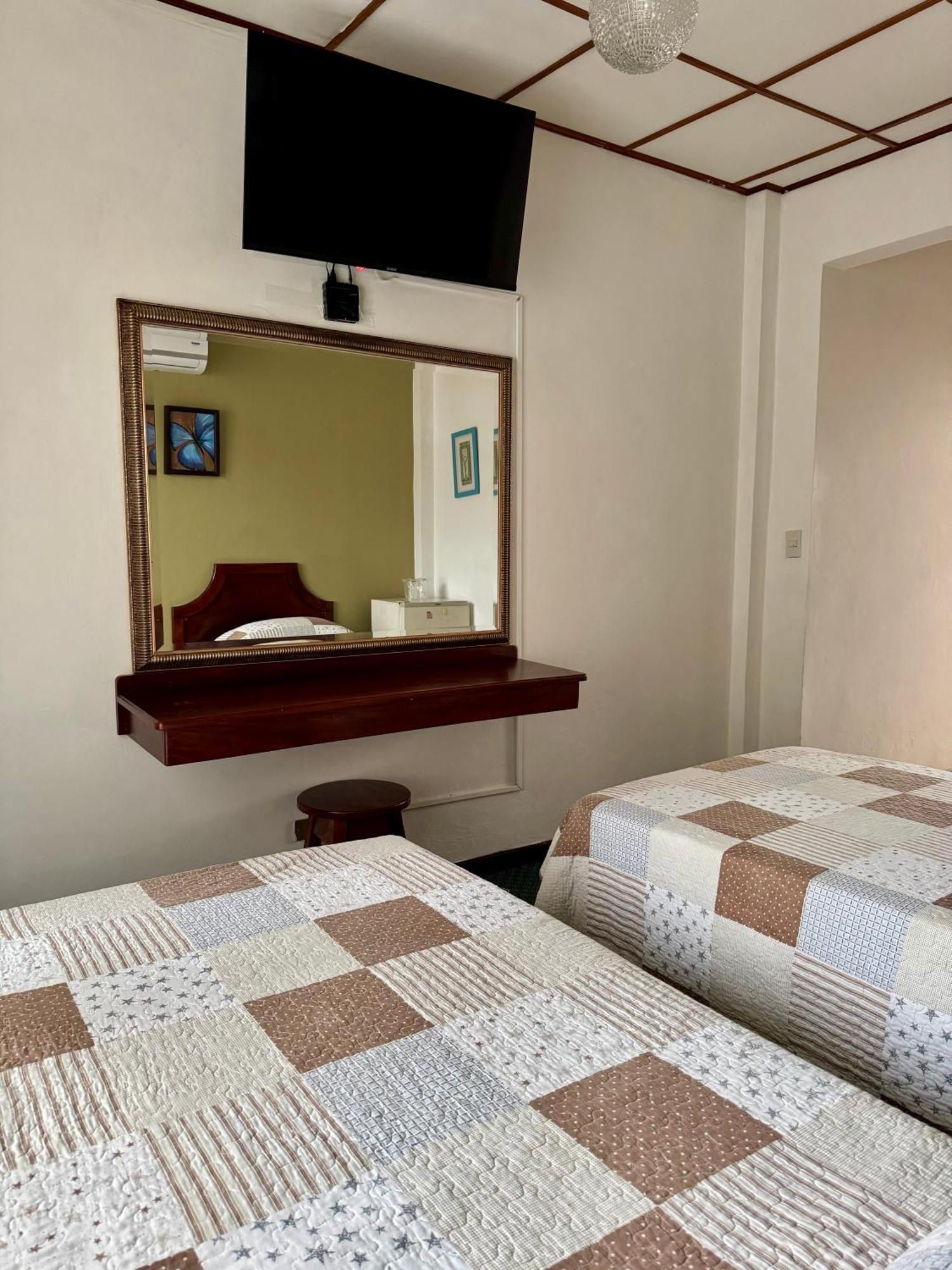 Hotel Malinche เกโปส ภายนอก รูปภาพ
