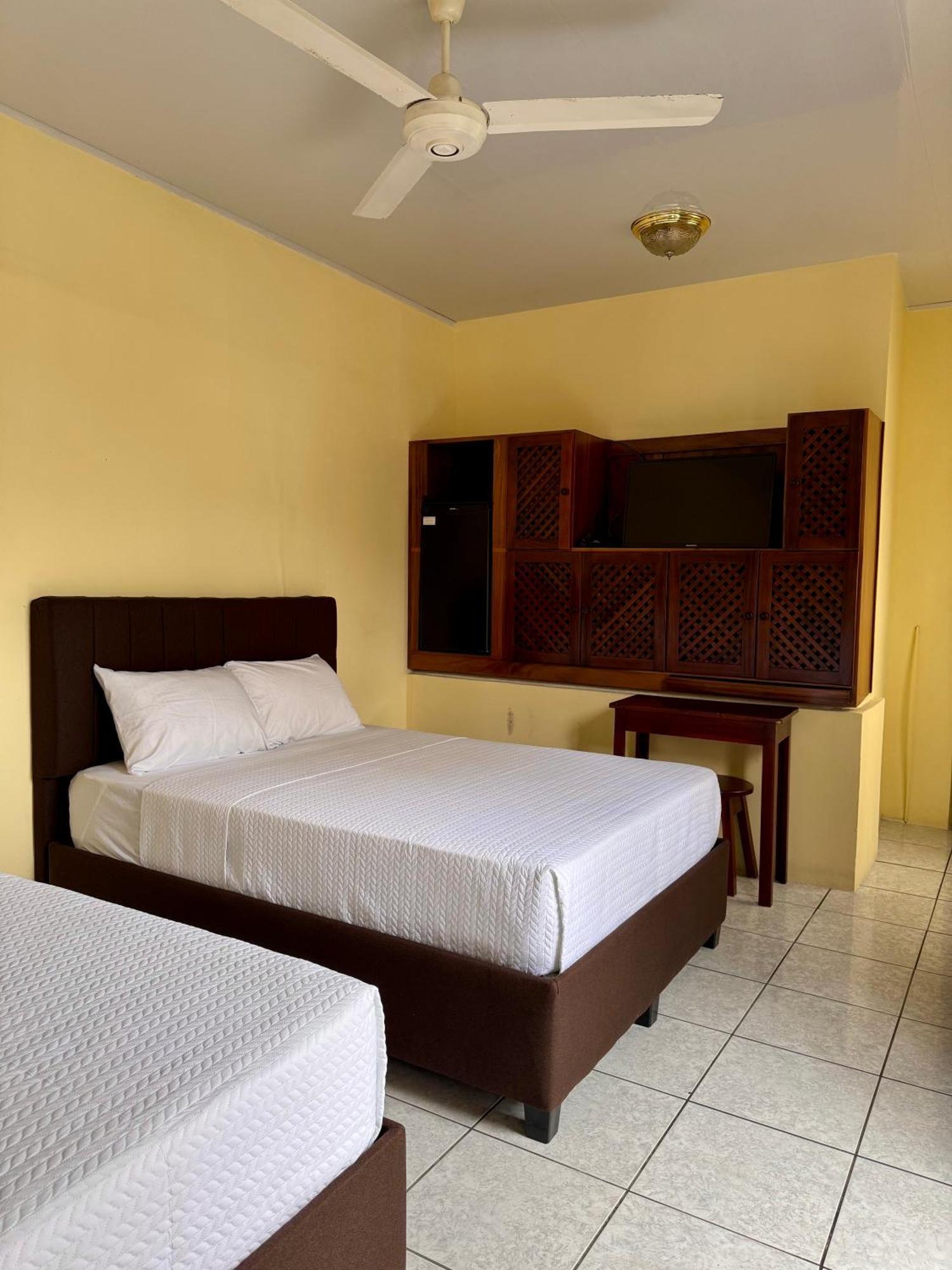 Hotel Malinche เกโปส ภายนอก รูปภาพ